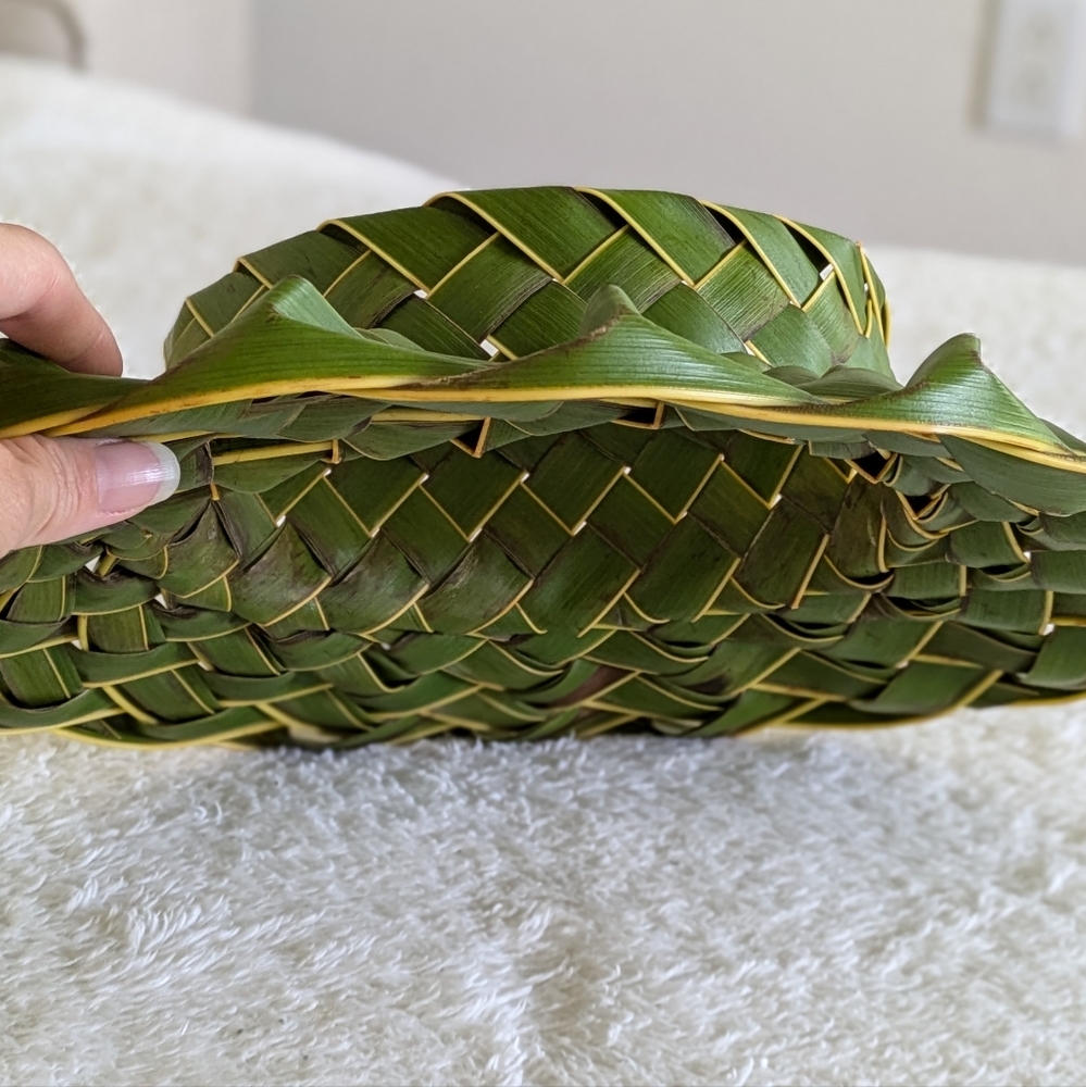Hawaiian Coconut Leaf Hat - Picture 6 of 14